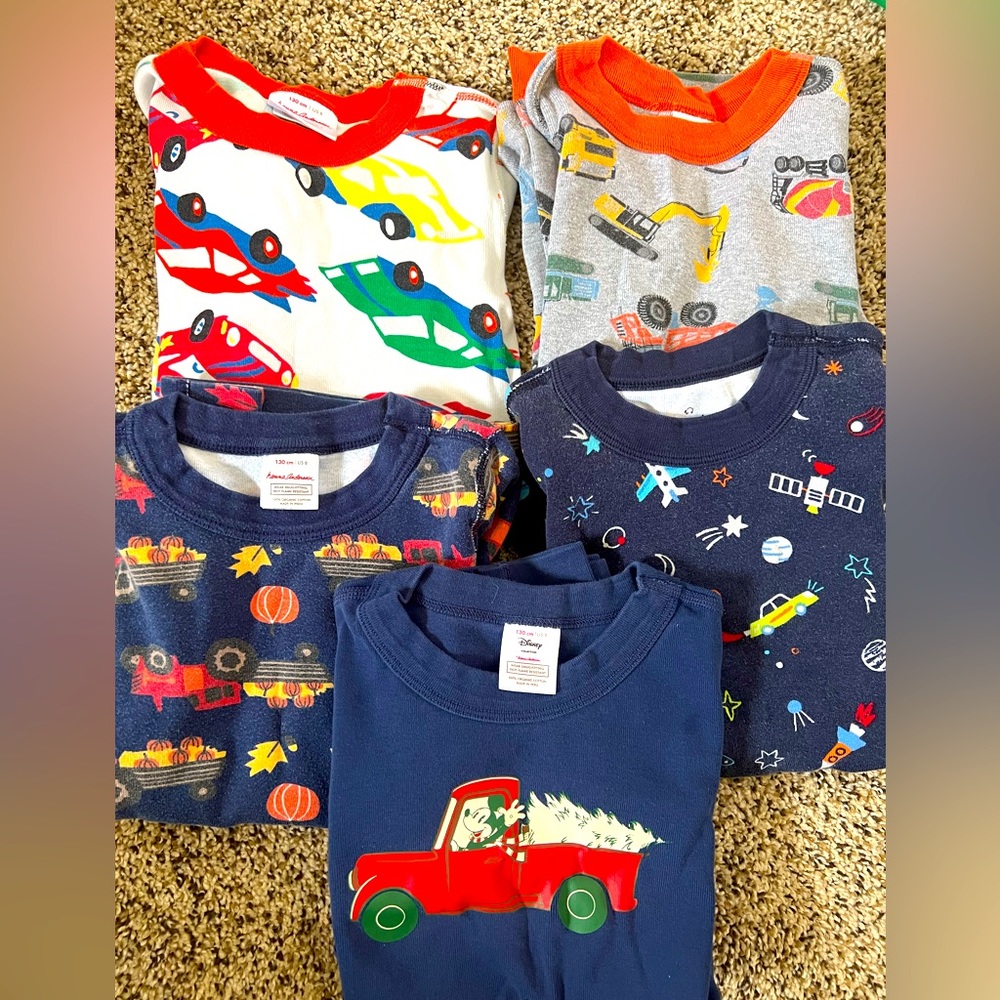 Great condition Hanna Andersson PJ Bundle S:8 (130)